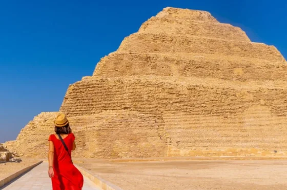Giza Pyramids and Sakkara Tour